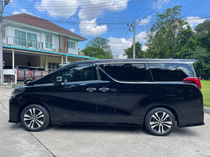 TOYOTA ALPHARD 2023 FOR RENT IN CHIANG MAI WITH DRIVER